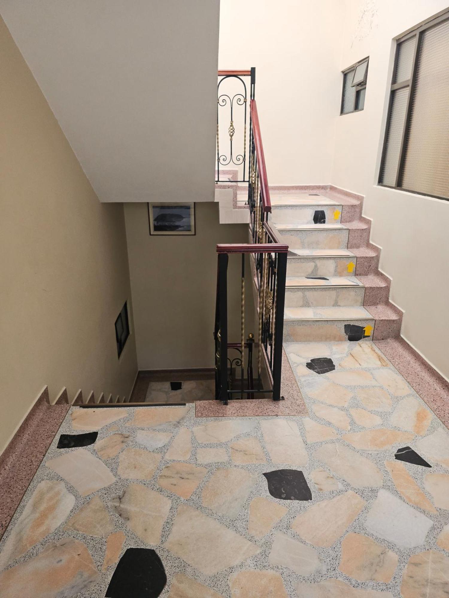Hotel Monaco باستو المظهر الخارجي الصورة